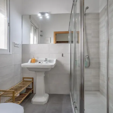 Homies - Parking Incluido *