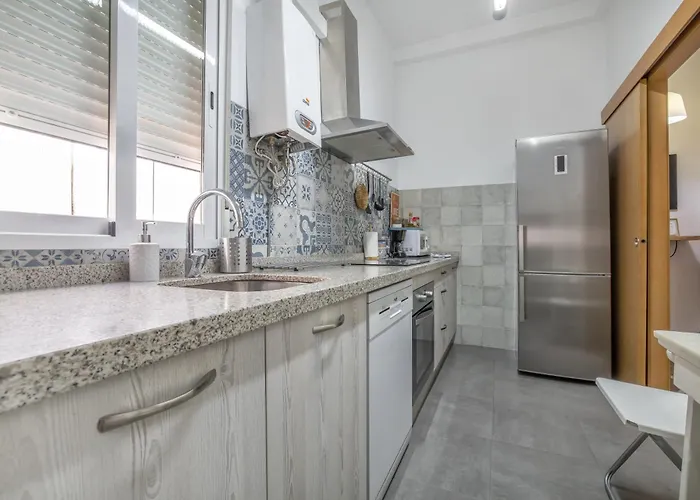 Homies - Parking Incluido * קורדובה